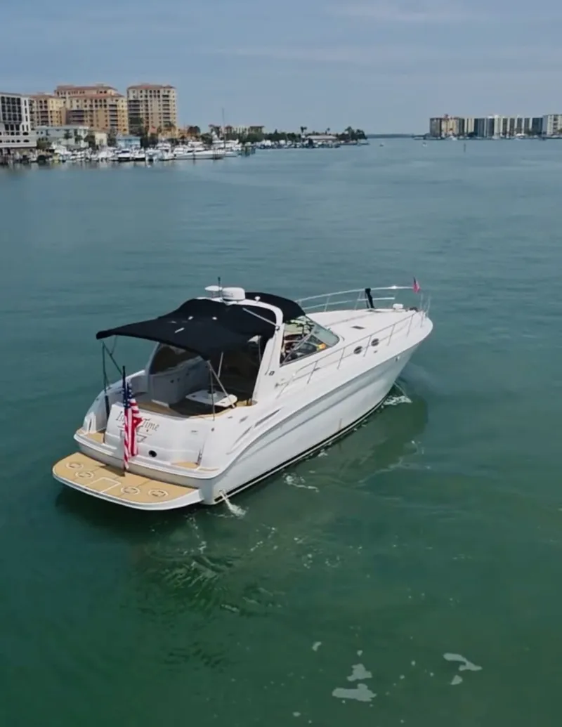 The Image of Sea Ray 380 Sundancer 2002 - 7368889
