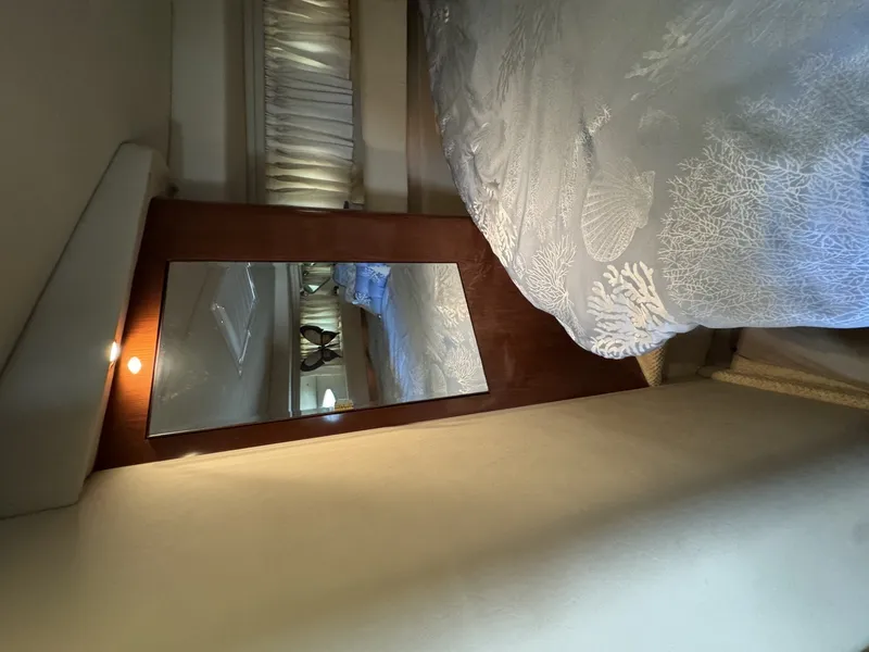 Slide: The Image of Sea Ray 380 Sundancer 2002 - 7368872