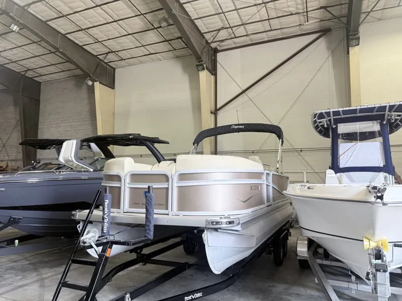 Slide: The Image of Premier 210 Sunsation 2023 - 7309874