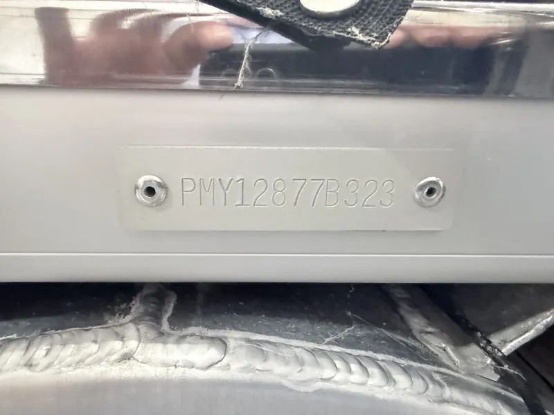 Slide: The Image of Premier 210 Sunsation 2023 - 7309871