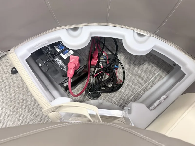 Slide: The Image of Premier 210 Sunsation 2023 - 7309863