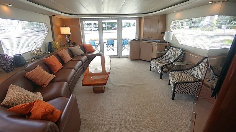 Slide: The Image of 004 Main Deck Salon Aft - 7309680