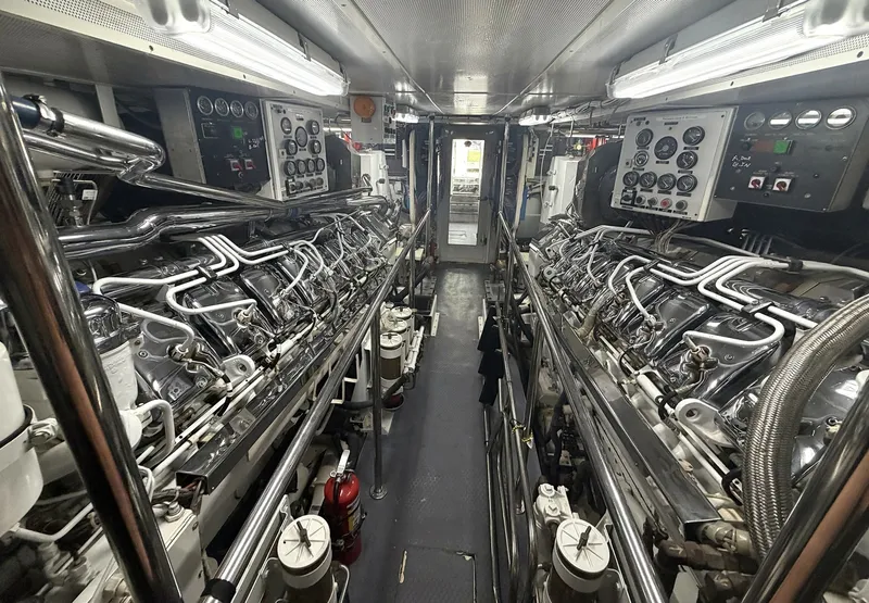 Slide: The Image of 038 Engine Room Looking Aft - 7309714