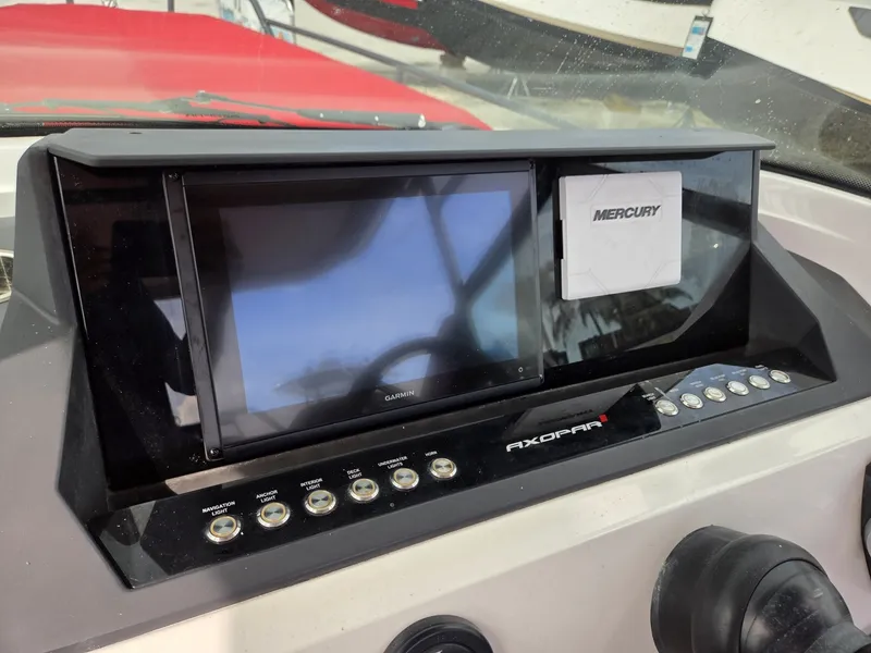 Slide: The Image of Axopar Brabus 28 T-Top 2020 - 7718379
