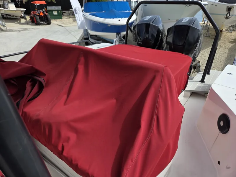 Slide: The Image of Axopar Brabus 28 T-Top 2020 - 7718384