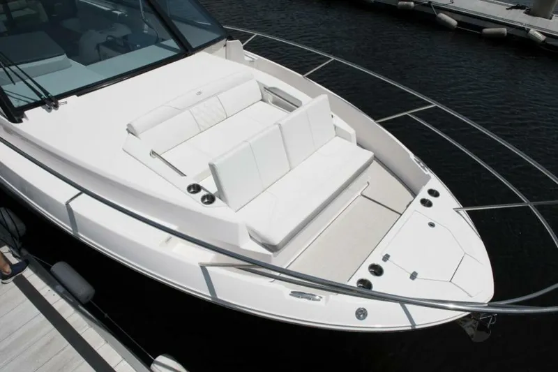 Slide: The Image of Regal 36XO 2027 - 7309922