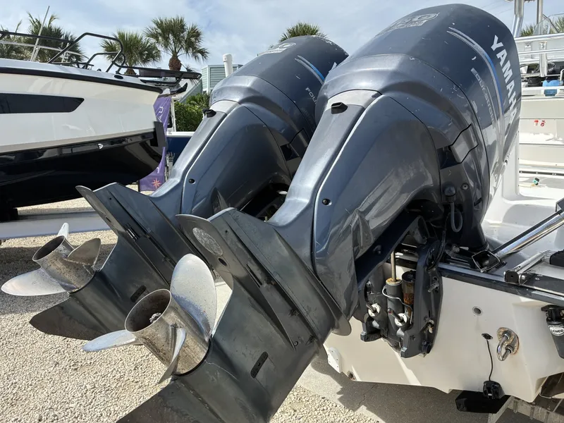 Slide: The Image of Edgewater 265CC 2006 - 7310056