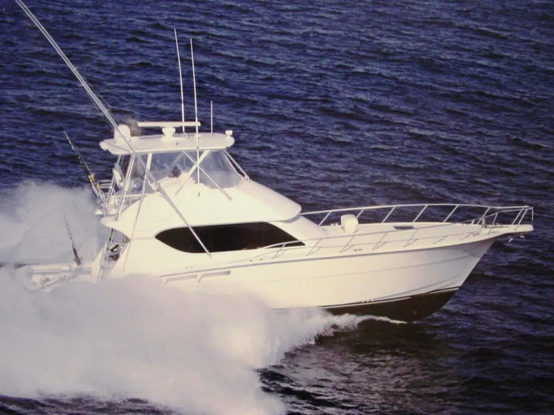 The Image of Hatteras Convertible 2005 - 7367945