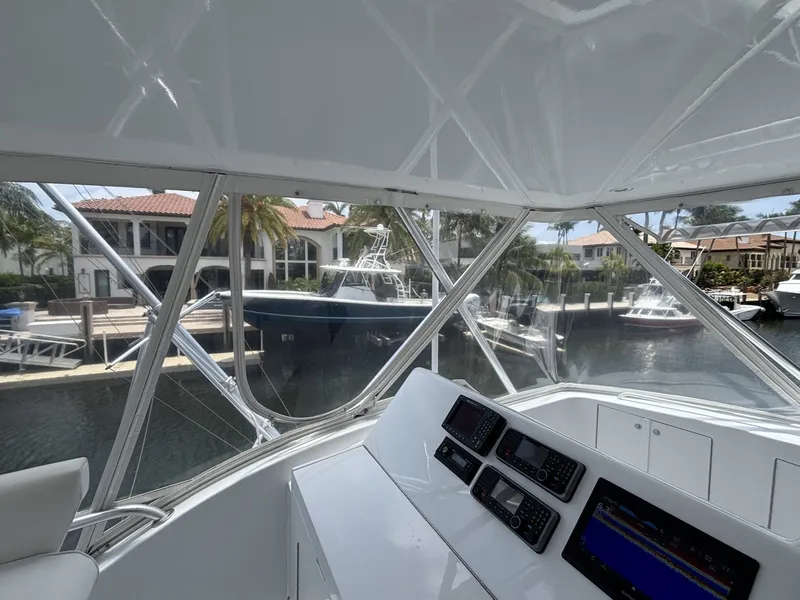 Slide: The Image of Hatteras Convertible 2005 - 7407470
