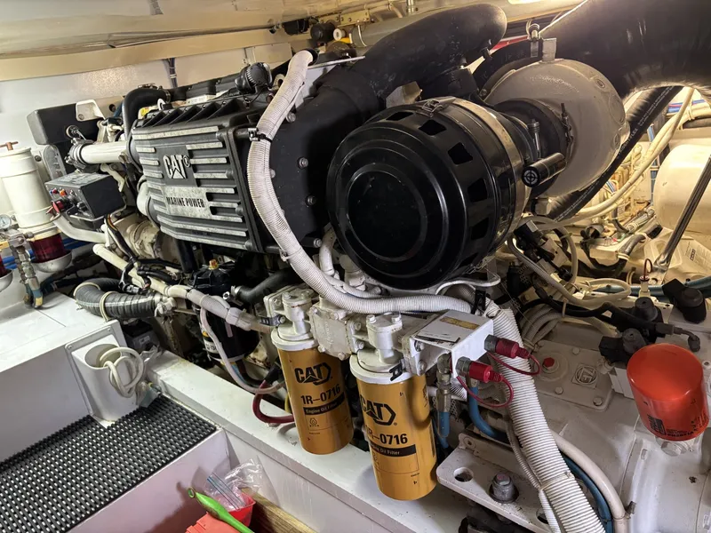 Slide: The Image of Hatteras Convertible 2005 - 7407477
