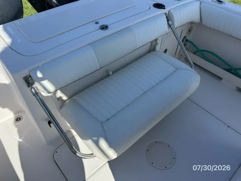 Slide: The Image of 22' Grady-White cockpit seating2 - 7350170