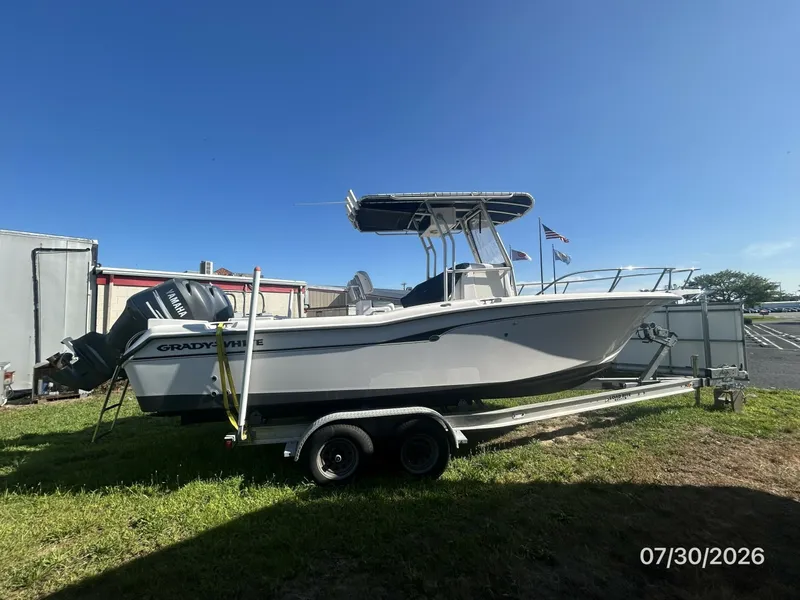Slide: The Image of 22' Grady-White starboard profile - 7350198
