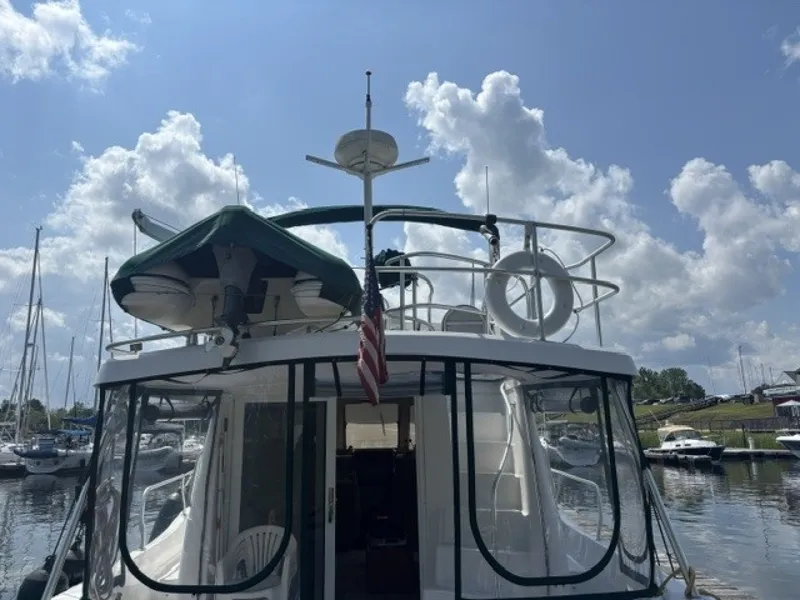 Slide: The Image of Mainship 390 2001 - 7356619