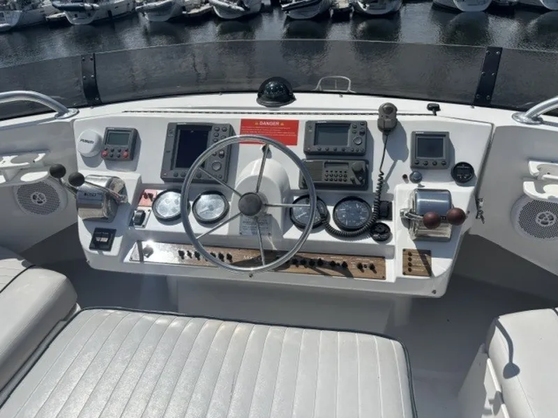Slide: The Image of Mainship 390 2001 - 7356541