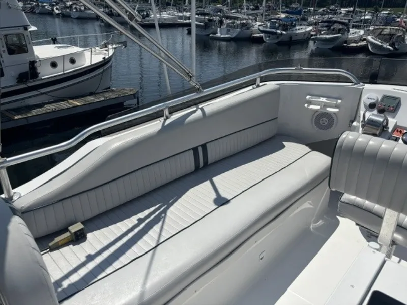 Slide: The Image of Mainship 390 2001 - 7356546
