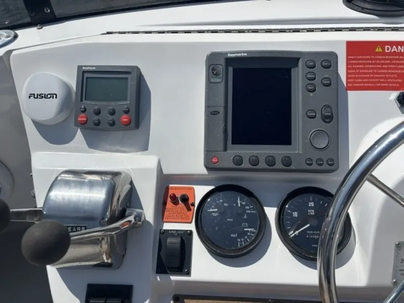 Slide: The Image of Mainship 390 2001 - 7356543