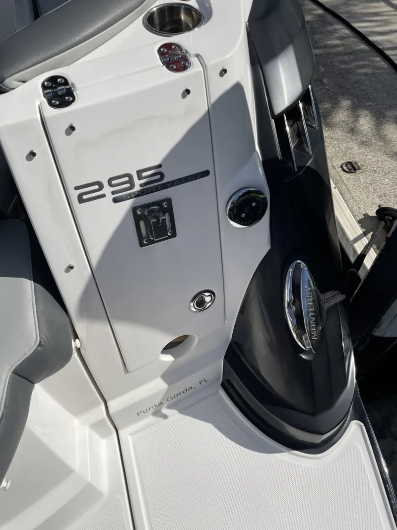 Slide: The Image of Monterey 29 2017 - 7369338
