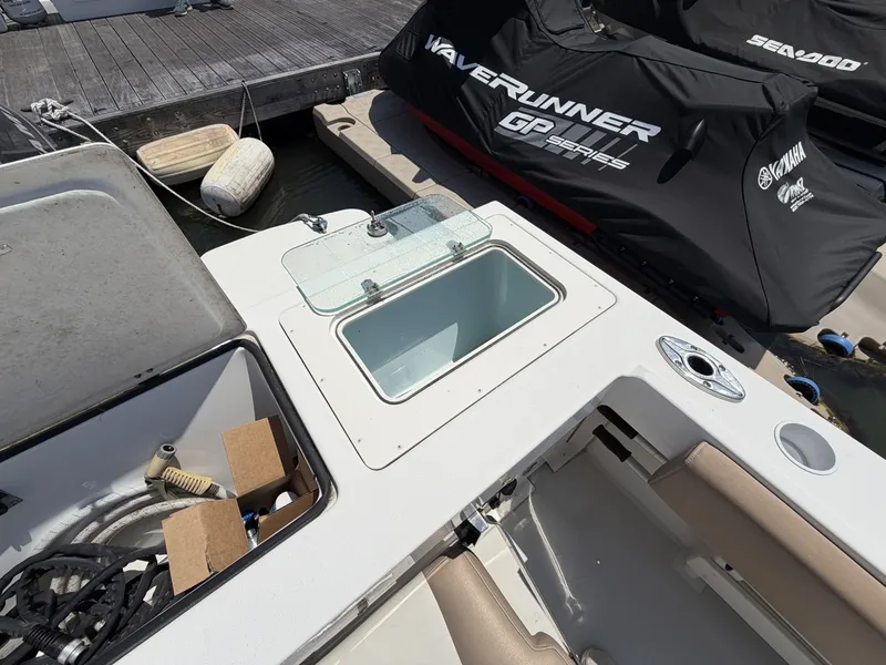 Slide: The Image of Parker Marine 2520 XLD Sport Cabin 2019 - 7367182