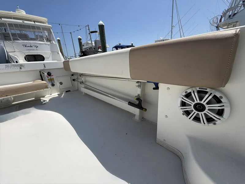Slide: The Image of Parker Marine 2520 XLD Sport Cabin 2019 - 7367206