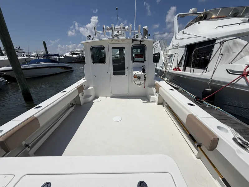 Slide: The Image of Parker Marine 2520 XLD Sport Cabin 2019 - 7367178