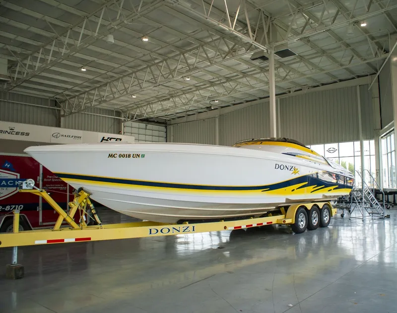The Image of Donzi 38 ZX 2004 - 7367303