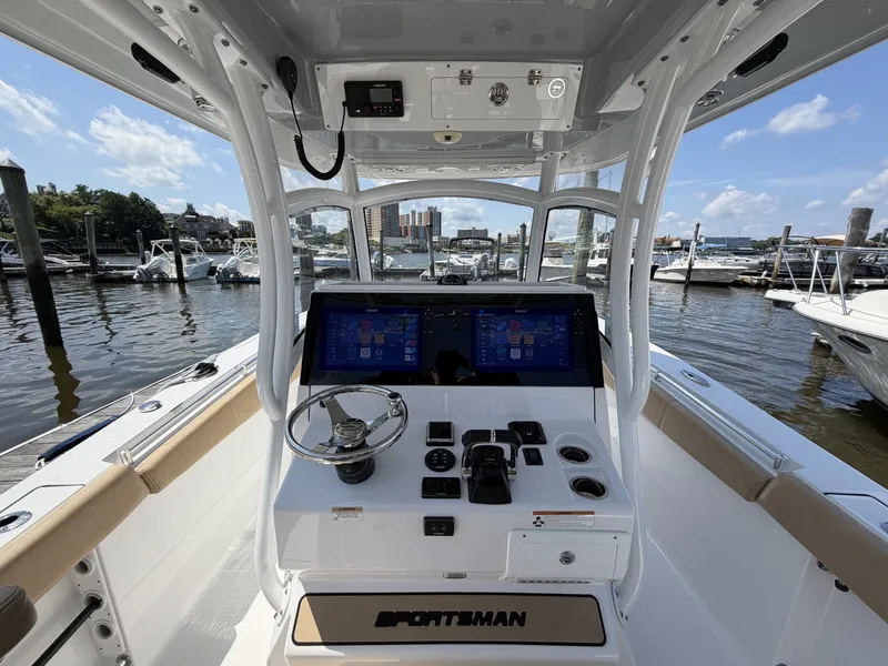 Slide: The Image of Sportsman Open 312 Center Console 2018 - 7368079