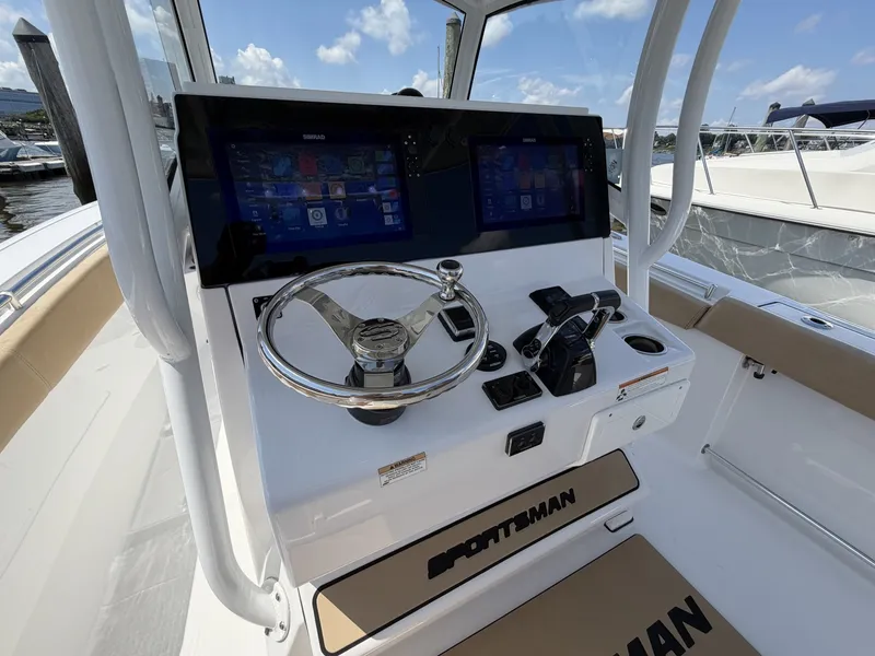 Slide: The Image of Sportsman Open 312 Center Console 2018 - 7368082