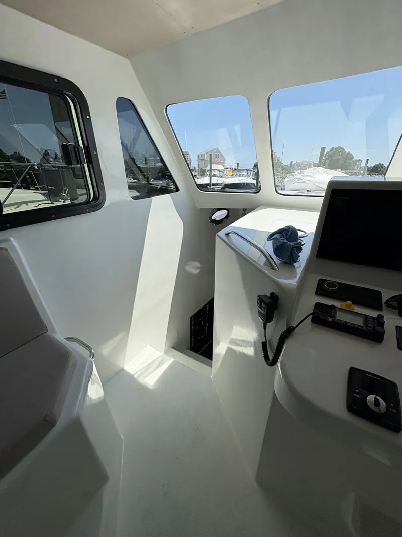 Slide: The Image of Millenium Marine 37 WA 2023 - 7368262