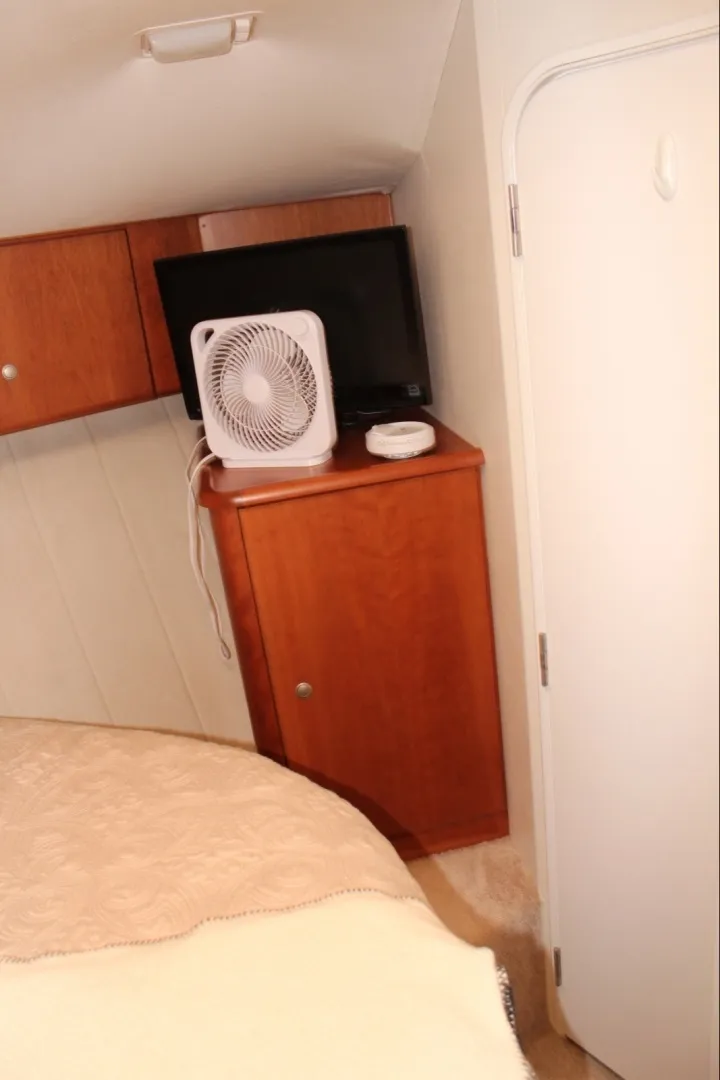 Slide: The Image of Master TV Locker - 7368422