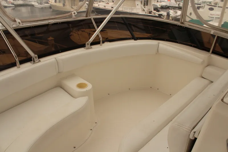 Slide: The Image of Flybridge Forward Seating - 7368397