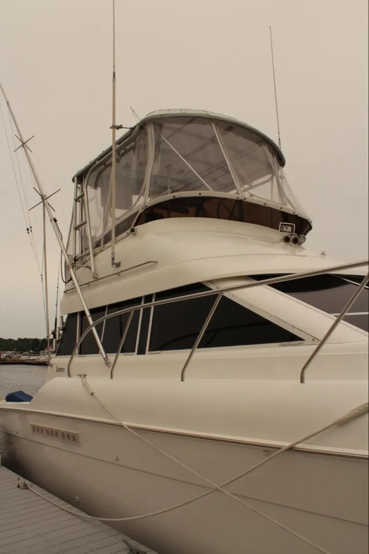 Slide: The Image of Upper Canvas Flybridge - 7368444