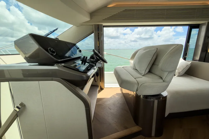Slide: The Image of Galeon 520FLY 2027 - 7368462
