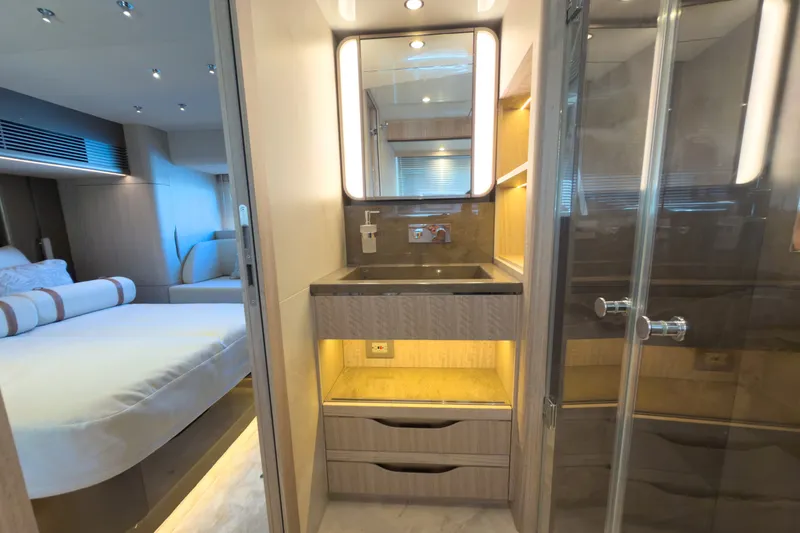 Slide: The Image of Galeon 520FLY 2027 - 7368486