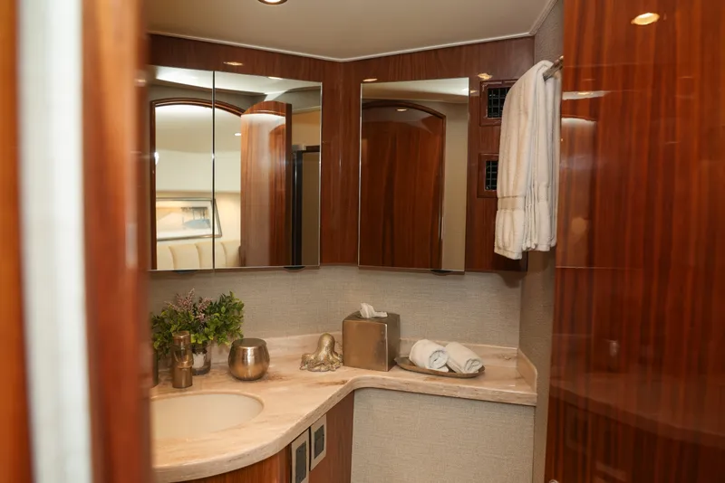 Slide: The Image of Viking 44 Sport Coupe 2020 - 7581899