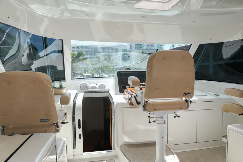 Slide: The Image of Viking 44 Sport Coupe 2020 - 7581881