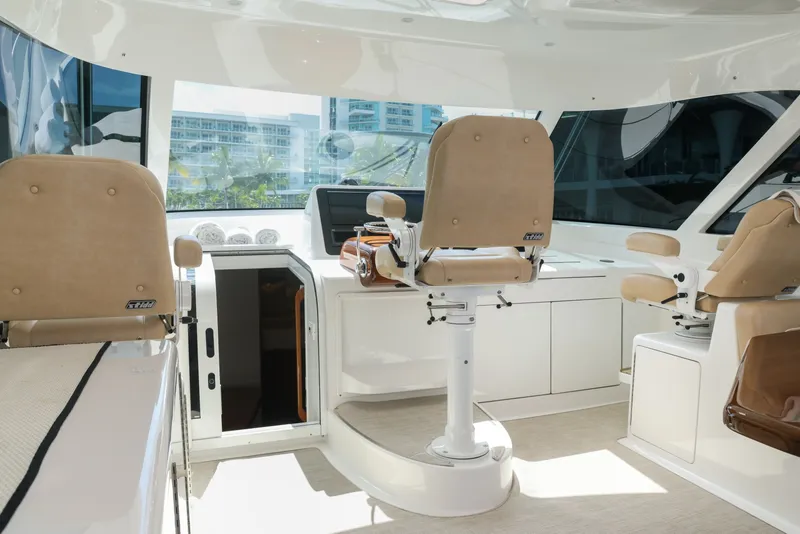 Slide: The Image of Viking 44 Sport Coupe 2020 - 7581885