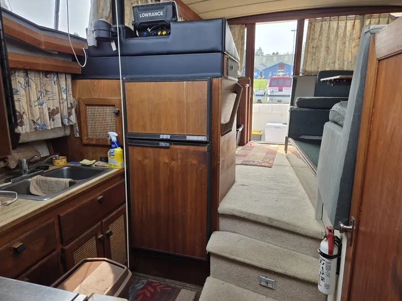 Slide: The Image of Bayliner 3870 1986 - 7369274