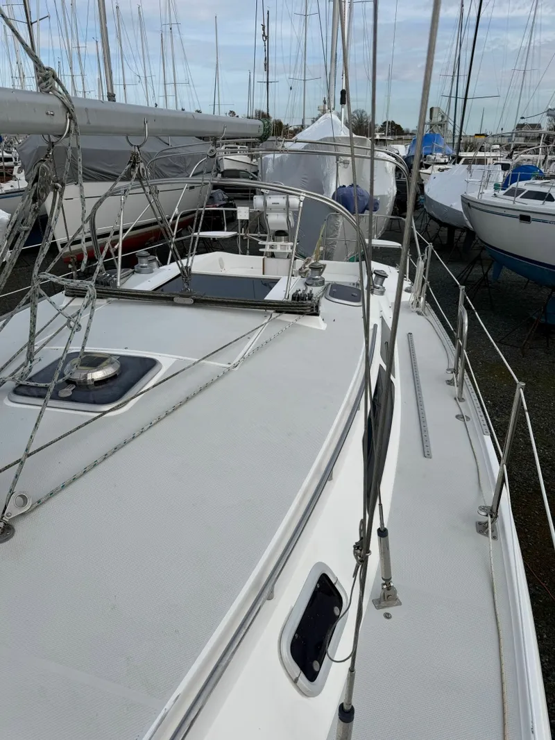 Slide: The Image of Catalina 36 Mk II 1995 - 7369330