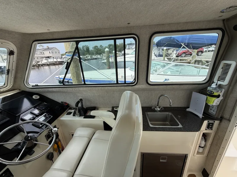 Slide: The Image of Parker Marine 3420 XLD Sport Cabin 2009 - 7385200