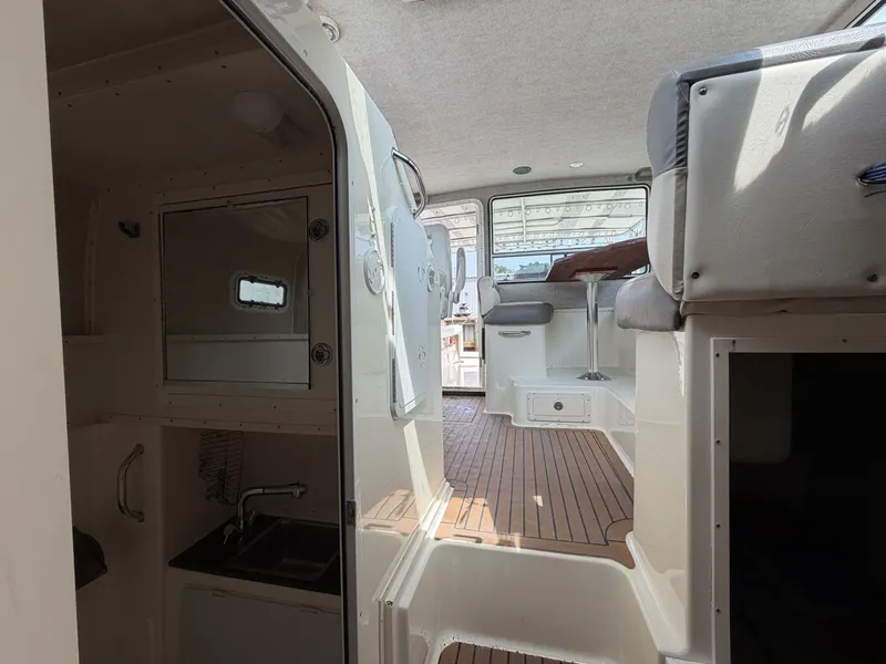 Slide: The Image of Parker Marine 3420 XLD Sport Cabin 2009 - 7385215