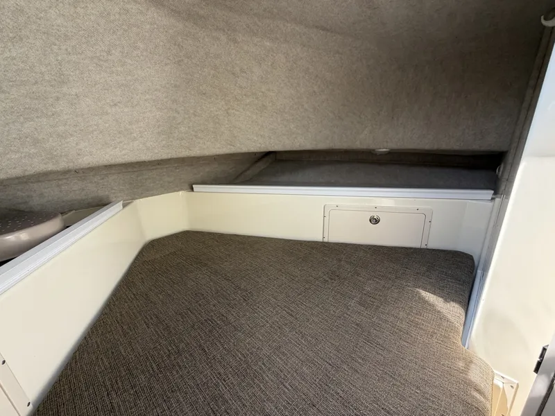Slide: The Image of Parker Marine 3420 XLD Sport Cabin 2009 - 7385214