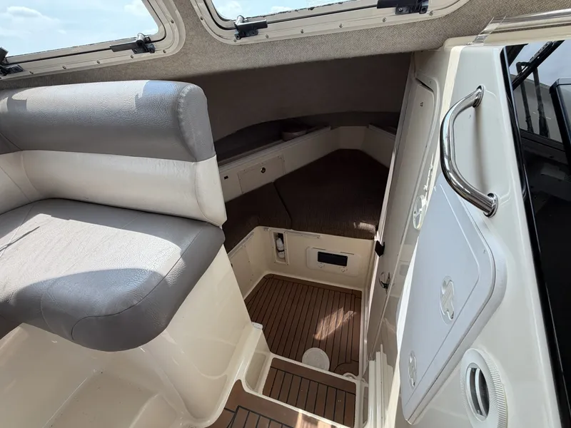 Slide: The Image of Parker Marine 3420 XLD Sport Cabin 2009 - 7385208