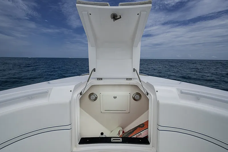 Slide: The Image of Intrepid 375 Nomad FE 2023 - 7385326