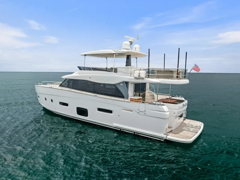Slide: The Image of Azimut Magellano 66 2021 - 7385502
