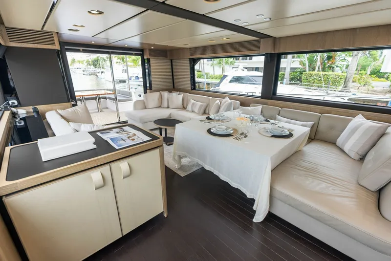 Slide: The Image of Azimut Magellano 66 2021 - 7385924