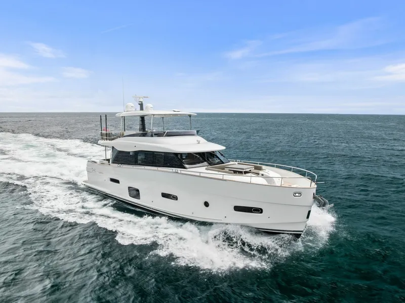Slide: The Image of Azimut Magellano 66 2021 - 7385508
