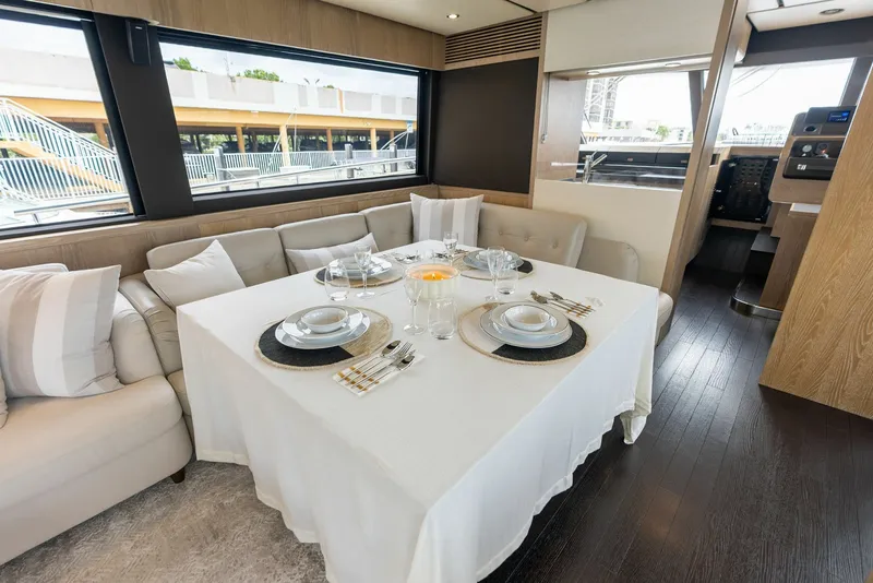 Slide: The Image of Azimut Magellano 66 2021 - 7385928