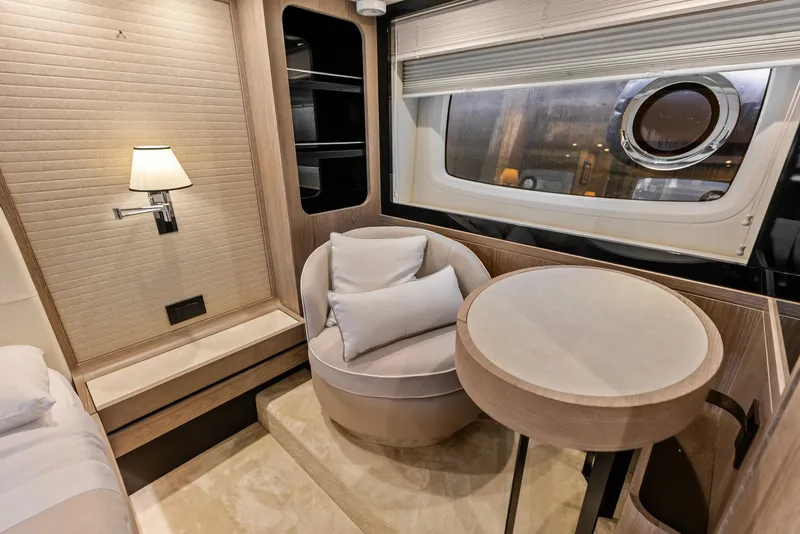 Slide: The Image of Azimut Magellano 66 2021 - 7385943