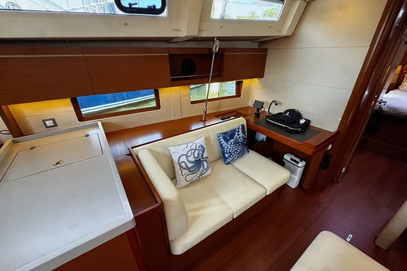 Slide: The Image of Beneteau Oceanis 46.1 2020 - 7385794