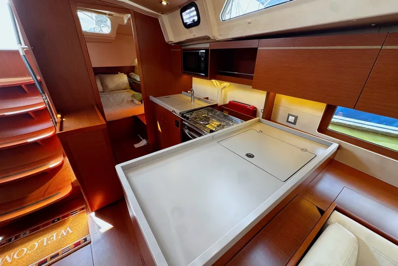 Slide: The Image of Beneteau Oceanis 46.1 2020 - 7385808